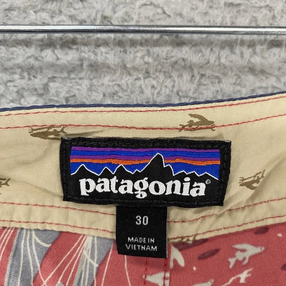 Patagonia Pataloha Board Shorts Mens 30‎ Red Sailing Catamaran Beach Sumer Boat